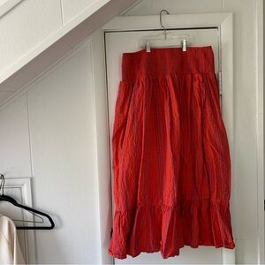 Super cute Universal Thread Maxi Skirt with Pockets